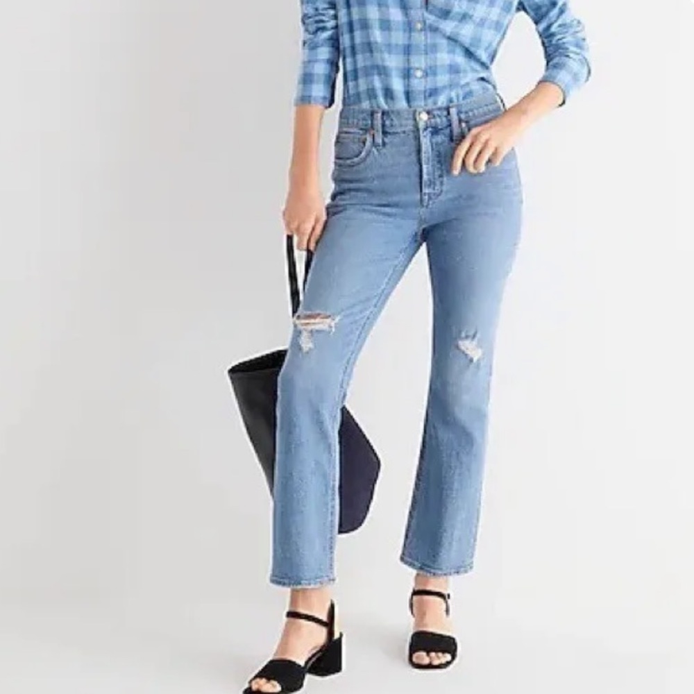 J. Crew NWT 9'' Demi-Boot Crop Jean in‎ Rocky Shore Wash